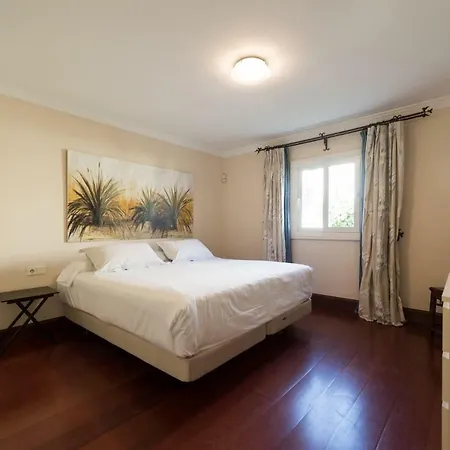 Puerto Del Carmen Sleeps 6 Pool Wifi T812191