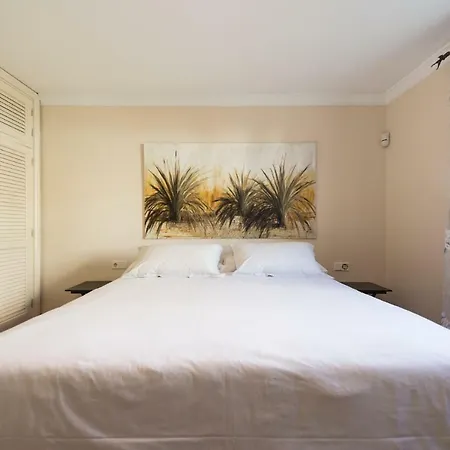 Puerto Del Carmen Sleeps 6 Pool Wifi T812191 Villa